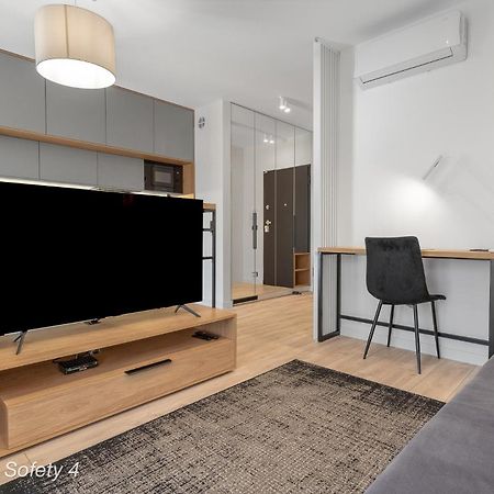 Mye Apartments - Piotrkowska 44 Лодзь Экстерьер фото